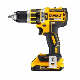 Дрель-шуруповерт аккумуляторная DeWalt DCD795D2